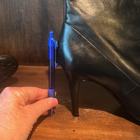 COACH boots size 9B - Picture 10 of 10